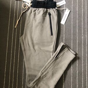Fear of God x PacSun Men’s Sweatpants size S NWT